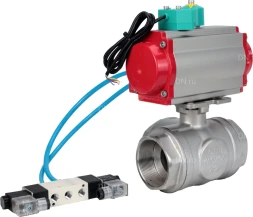 Кран шаровой BV3232P(4pc)-SP-3WL-T-ISO-H Ду32 Ру63 стандартнопроходной L-тип, внутренняя резьба, корпус - нержавеющая сталь 316, PTFE, с пневмоприводом PA-DA-052, пневмораспределителем 4V320-08 AC220V и магнитным переключателем ALS200D