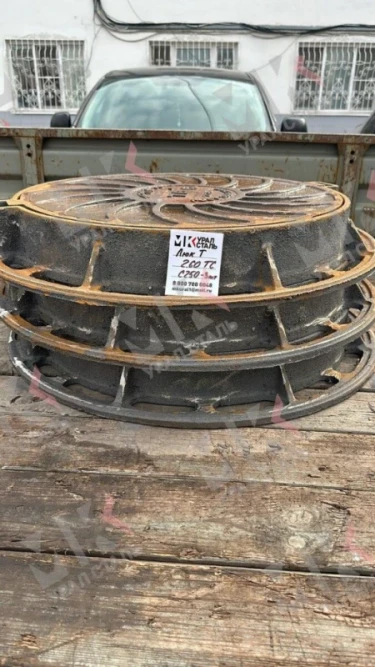 Люк чугунный тип С (B125)-К-2-60 (К) с запорным устройством на крышке в Алматы